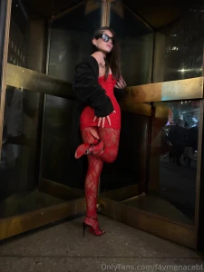 Get on ur knees and grease my feet part 2