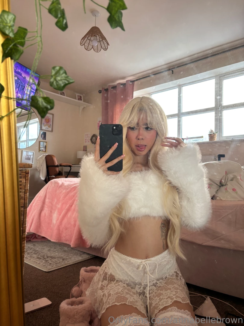 Alexa play luxurious by gwen stefani part 1 