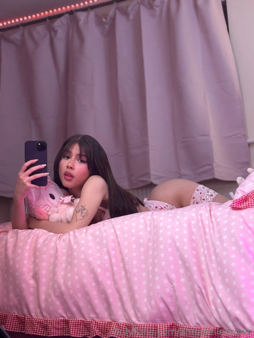 Chilling in bed with ms melody 