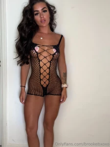 Do i look sexy in fishnets