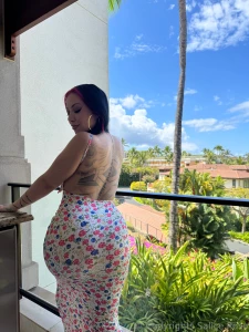 Im in the dm s for the next 2 hours so cum tell me what content you