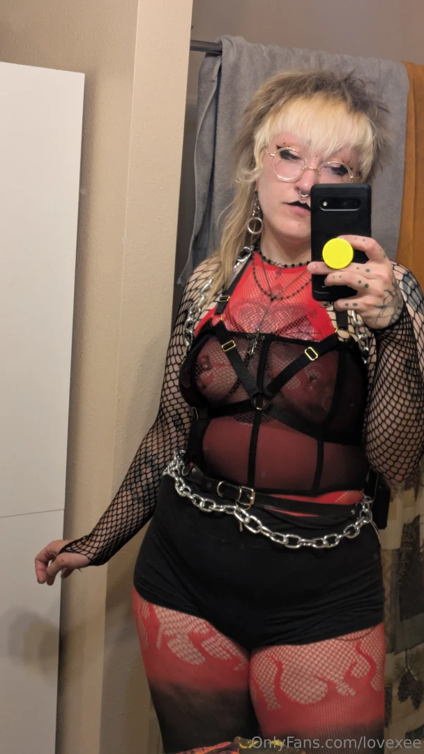 A lil look for a night out of course i get recognized from grade 