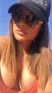 Stunna shades on