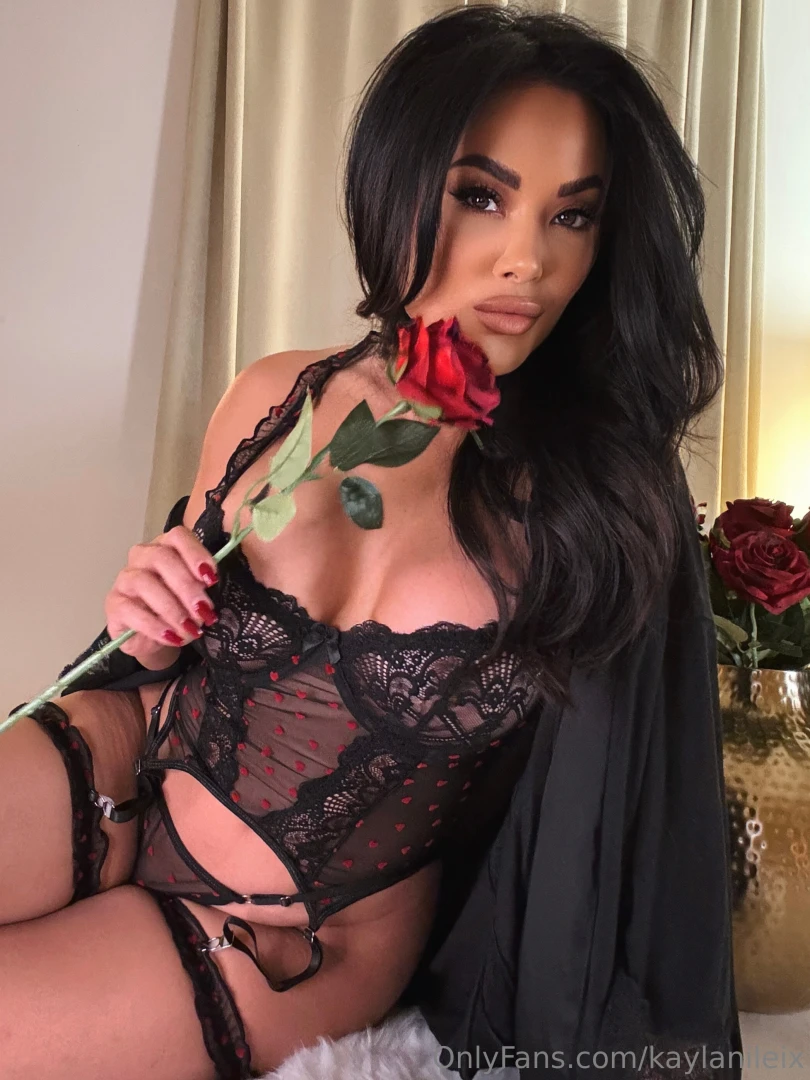 Romance me today baby 