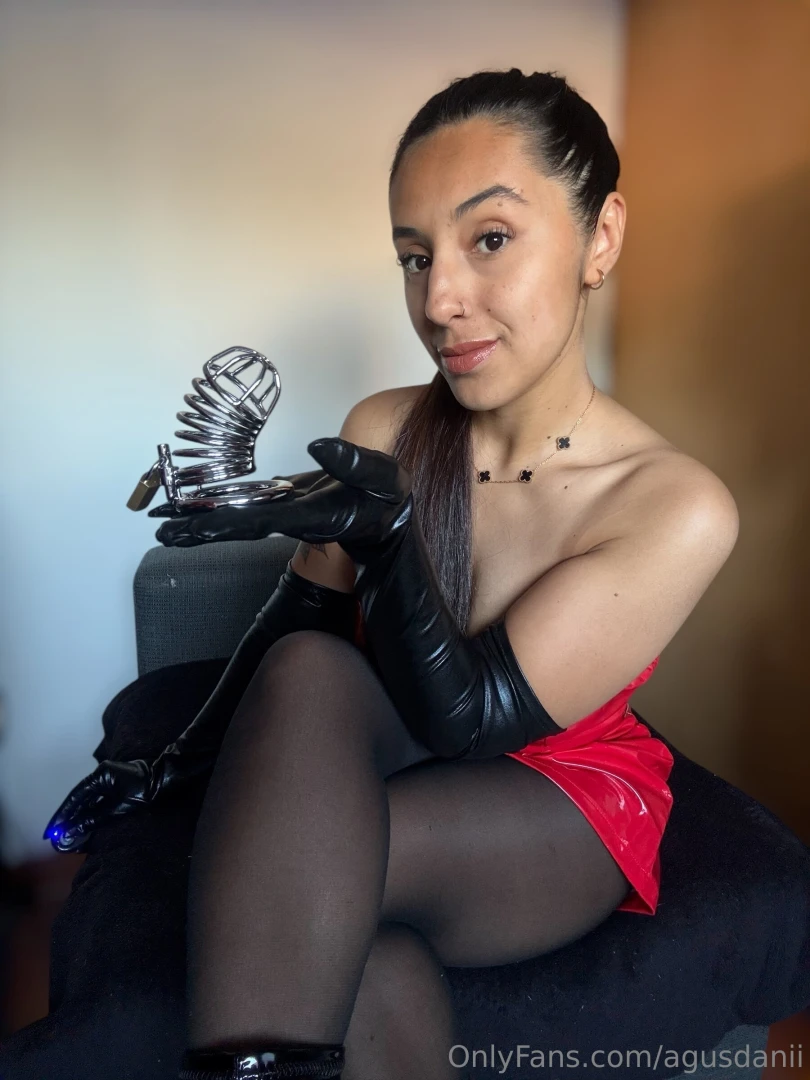 Everything you want locked up where i decide and the worst part is you 