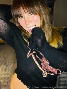 Babe i m so horny decided to bounce on my dildo and give you a show