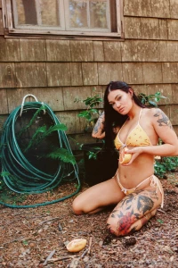 Begging for summer to come early on my knees part 1