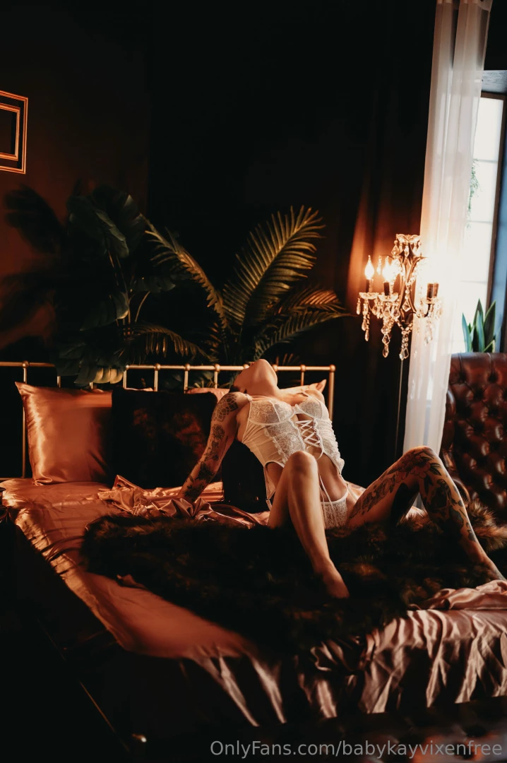 Angel of your nightmares back again 