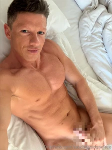 This bed is a little empty care to join