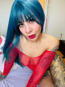 So what s the verdict on this photo do i look sexy or not tell me what