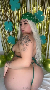 My best friend verolovev2 has enabled her free onlyfans for 12 months