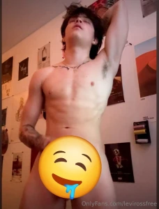 Over 1 hour long live went crazy as usual flexing jerking cumming