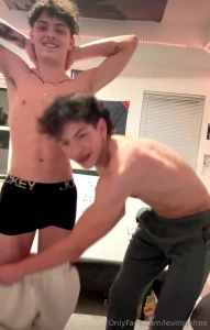 2 hour collab straight boys first time together yall this was the part 1