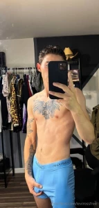 Yo my bro might be going live soon kamkeeling so go check out his free