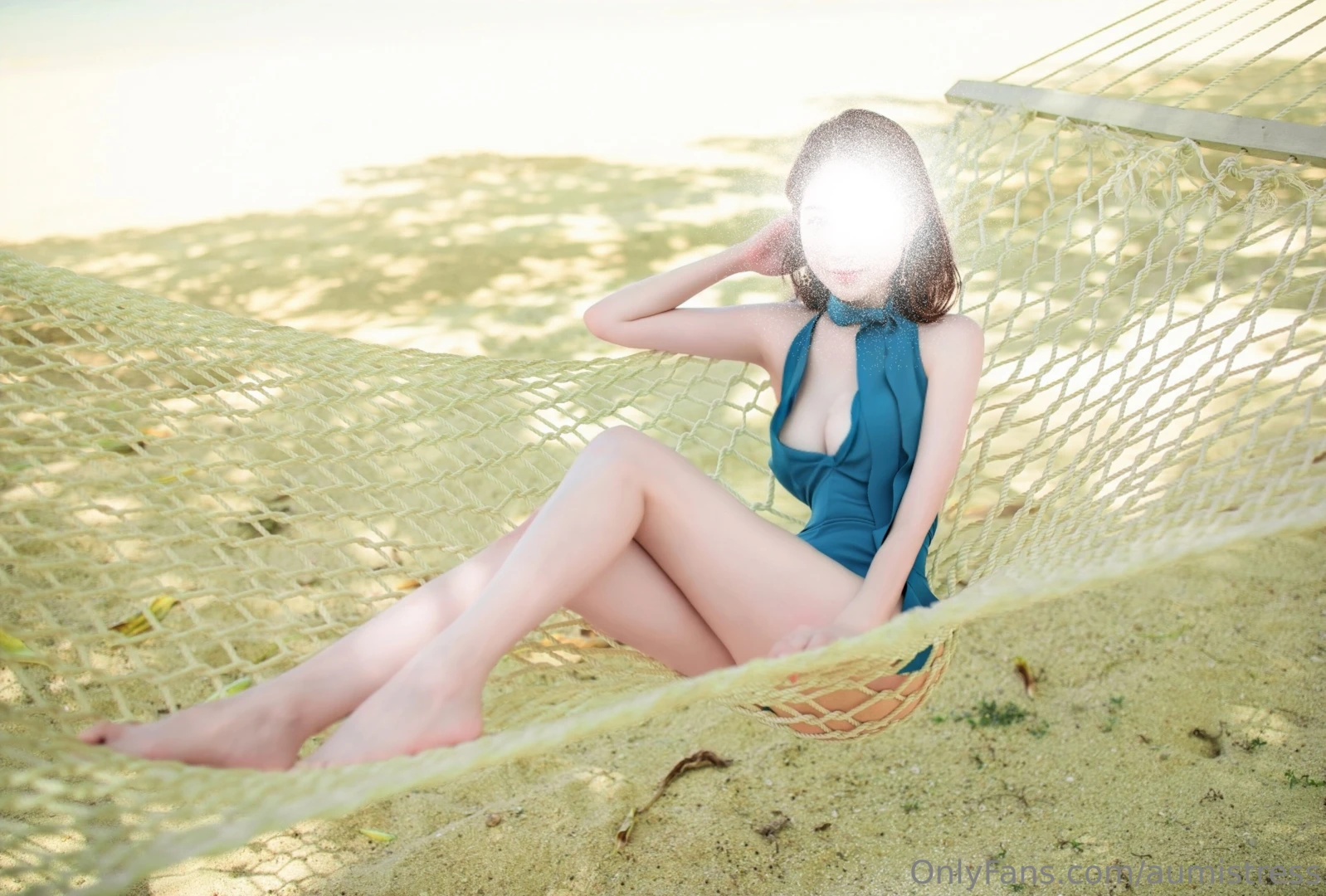 I like walking on the sand 