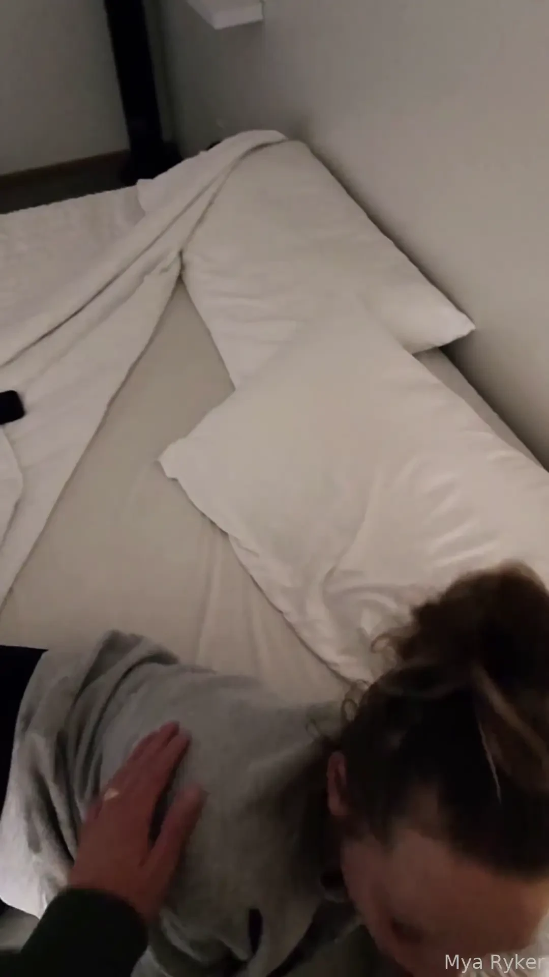 He got home late so i drained his balls before bed blowjob wife 