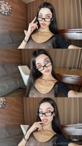 Time for some seductive selfies what do you think do i look sexy in