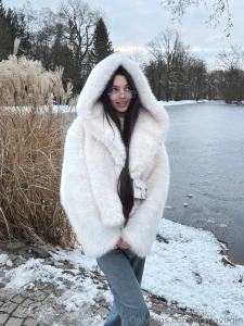 Even though i don t like the cold sometimes i feel like taking a walk