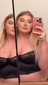 I ve gotten a ton of new fans over the last like 24ish hours not sure