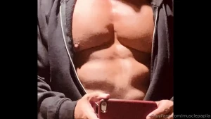 I had to unzip amp check out my tits in this public mirror i won t