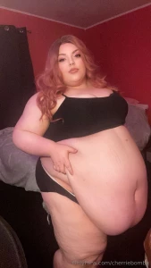 I love the side shots of my huuuuge belly hang part 2