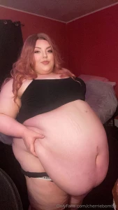 I love the side shots of my huuuuge belly hang part 1