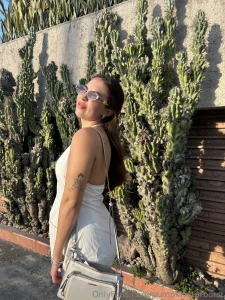 Wanna tell me how good i look today my dms are wide open