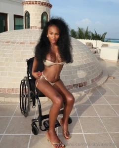 Tip me 10 under this post and i ll send you another dirty treat part 1