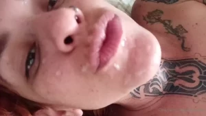 I get my whole face with cum look me llenaron toda la carita de leche