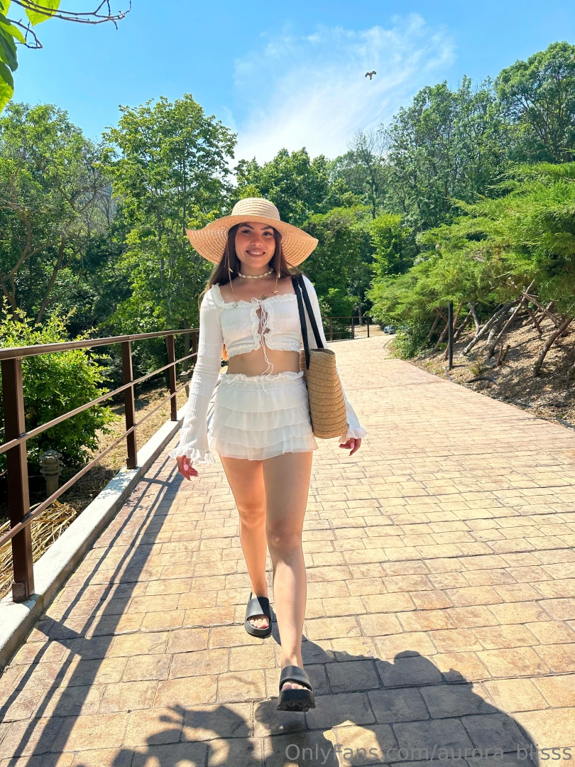 On your screen your curious little explorer reporting in today s part 2 