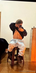 Env ame un mensaje send dm