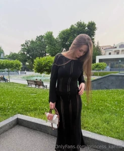 Evening walks make me feel like a character in a fairytale