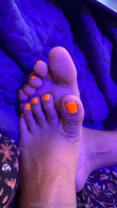 Orange toes are back part 1