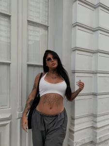 White shirt no bra city heat