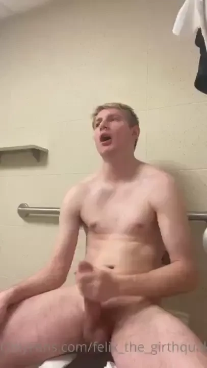 Private bathrooms are made for jerking off right 