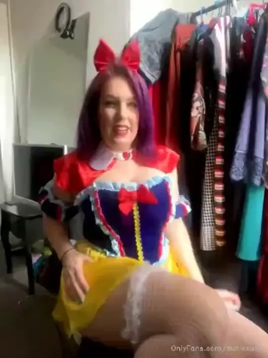 Stream started at 02 20 2021 11 09 am snow white stockings 