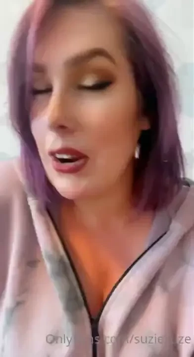 Finally home xxx will try get some sexy hosiery stuff done tomorrow 