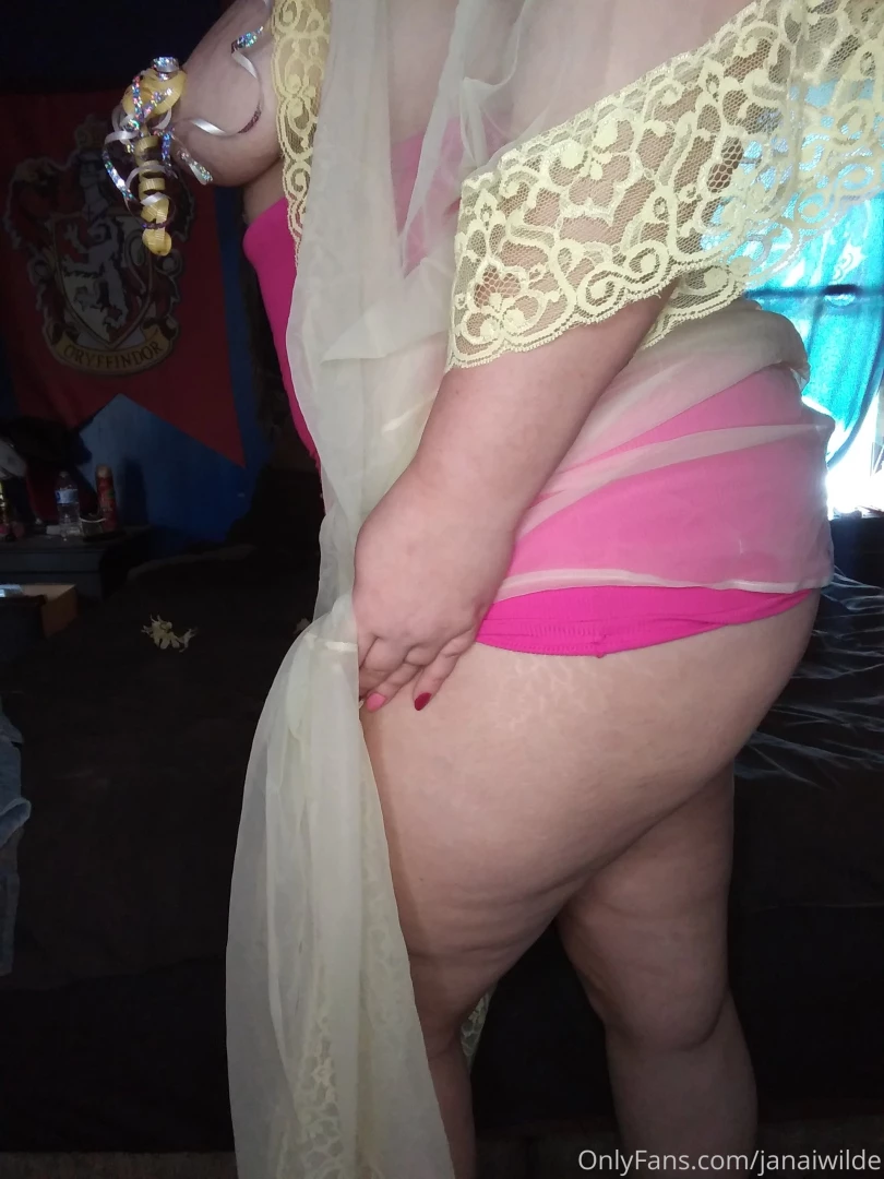 Happy 34th birthday to me buy my birthday videos and help me have the 