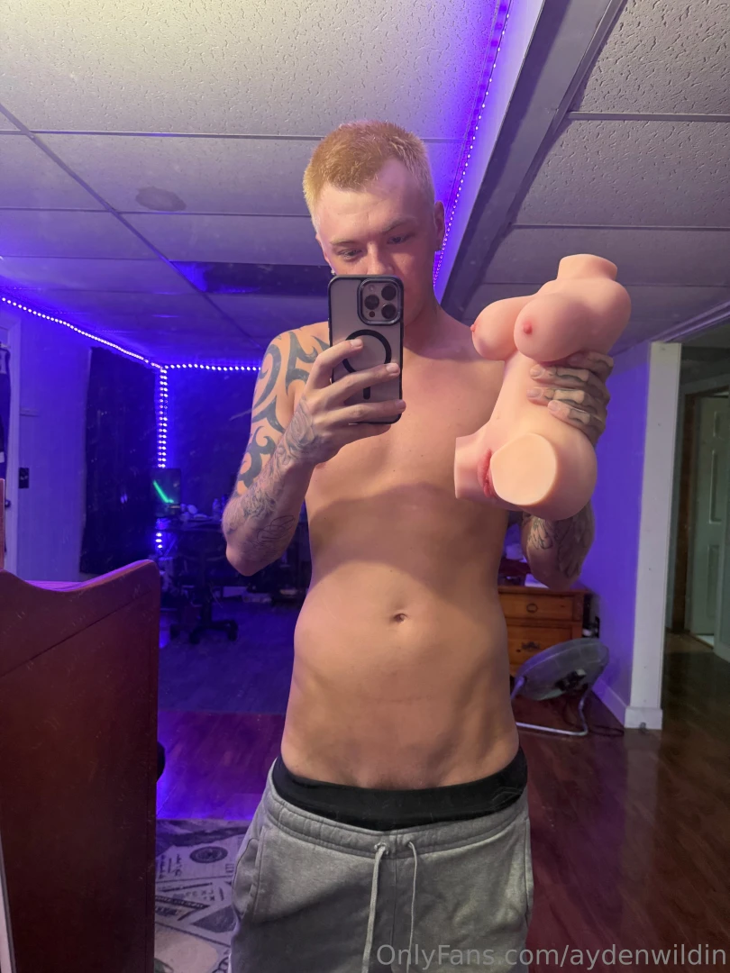 Sub to aydenwildinvip for new toy video its 50 off 