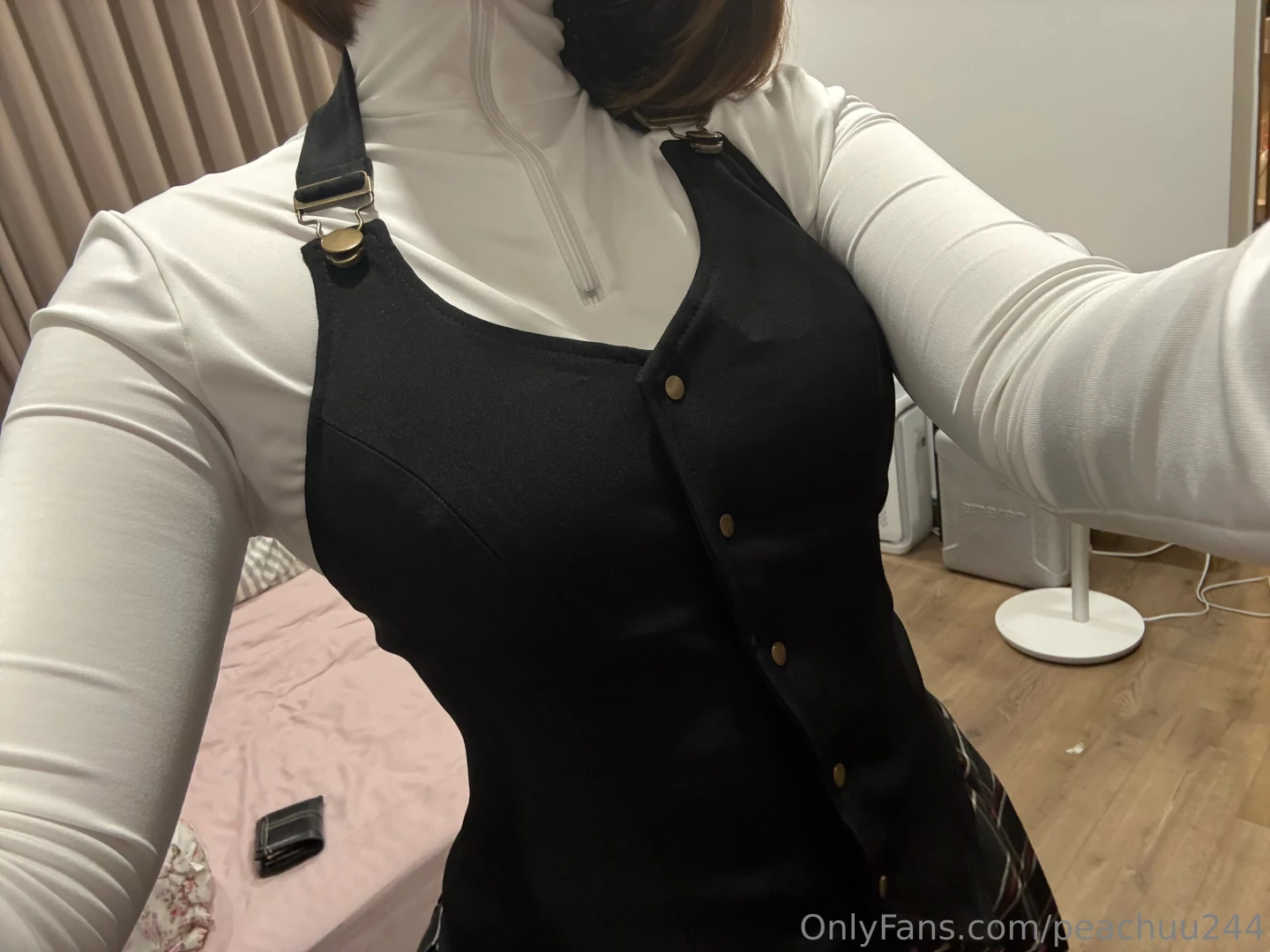 Guess my next cosplay i ll send a spicy pic for 5 winners 