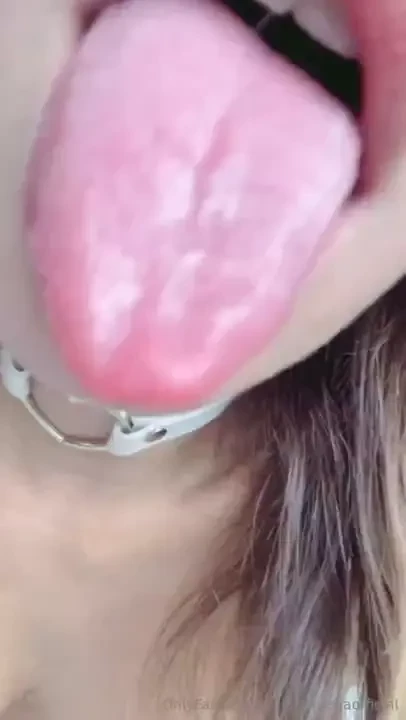 Fetish friday is here and this week s kink is giantess so if you re 