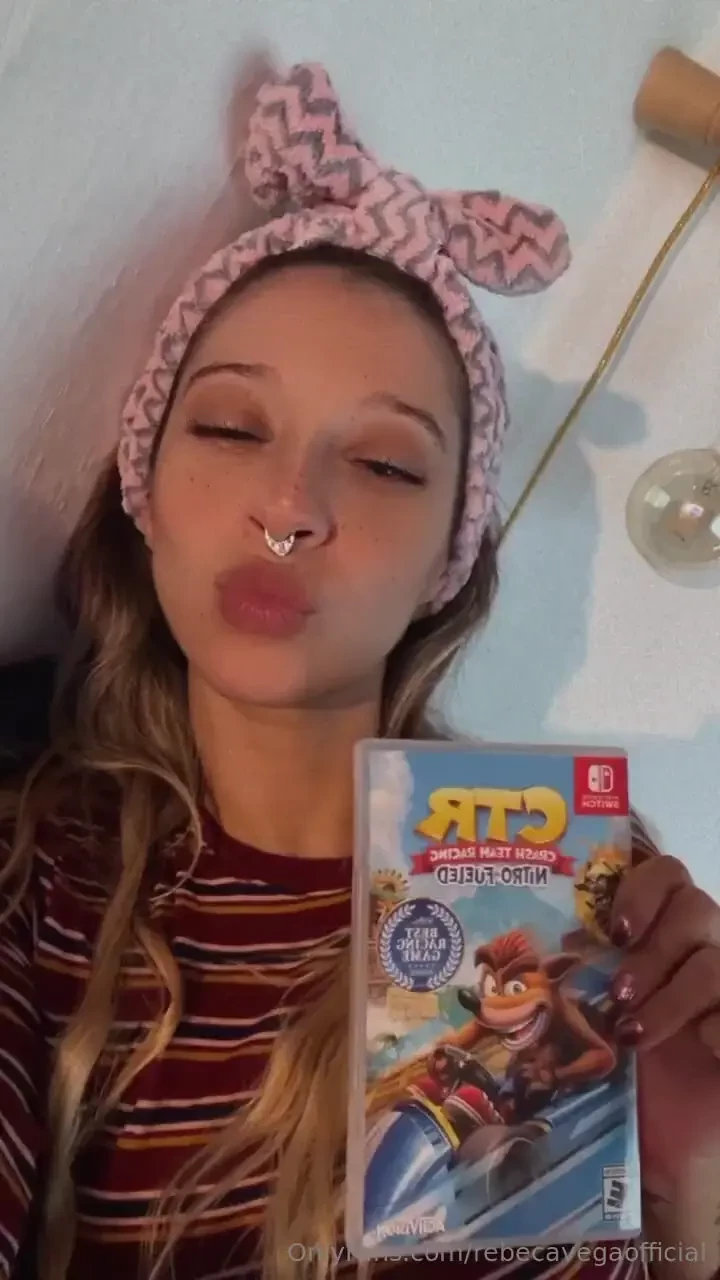 Wanna play i can suck your dick while you re racing 