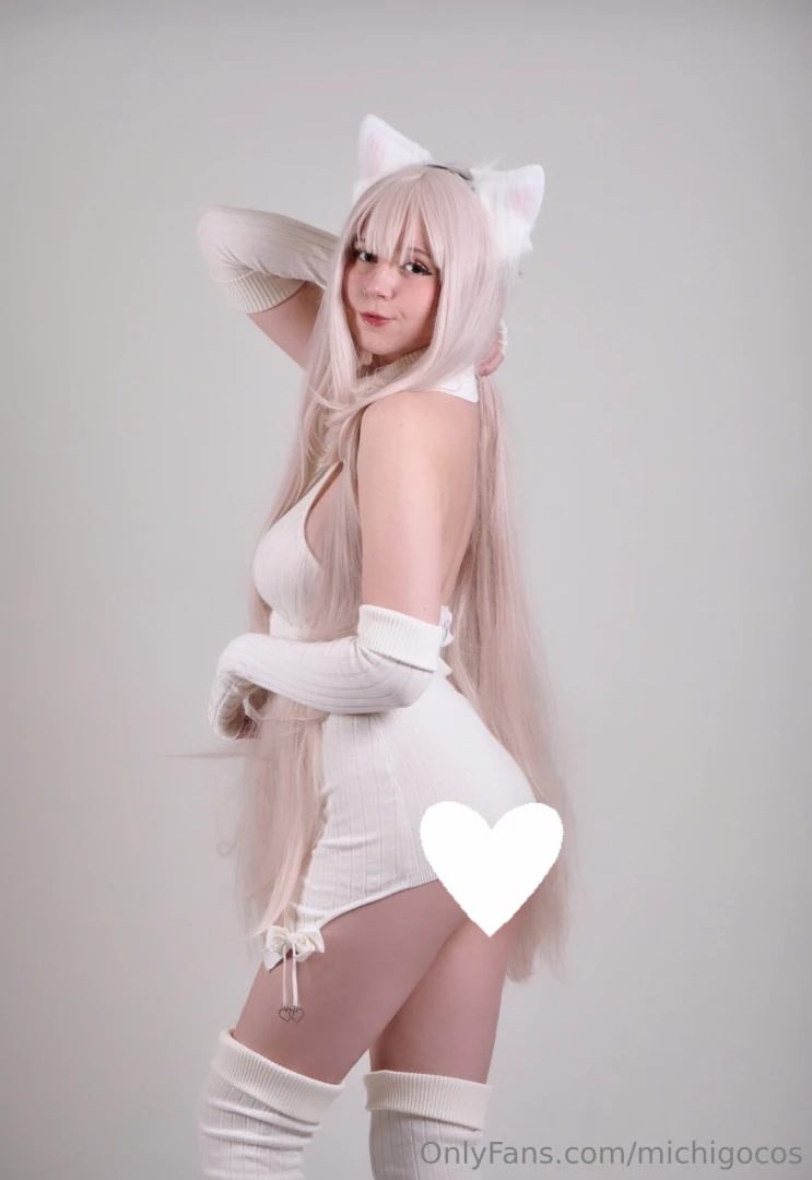 I don t remember if i ve posted photoshoot sets before but here s 15 