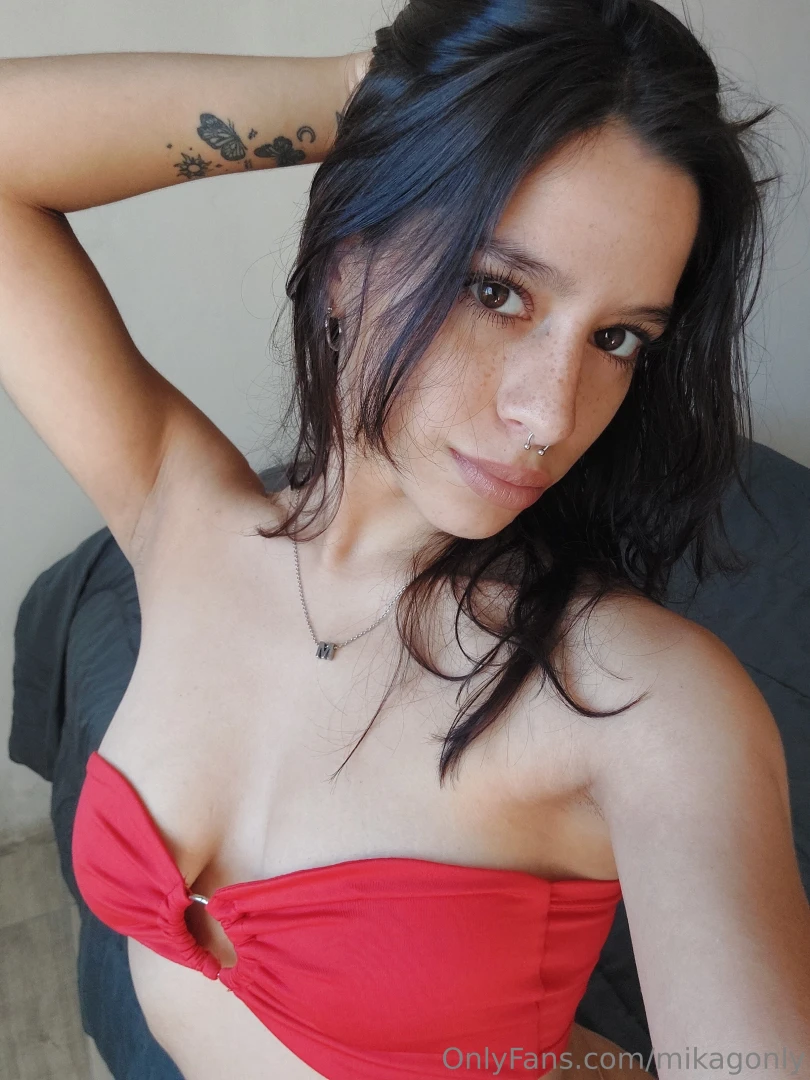 Hey i want your attention i want this collection for better content 