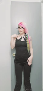 Weird your not subbed to my main uncensored page neon_bunni