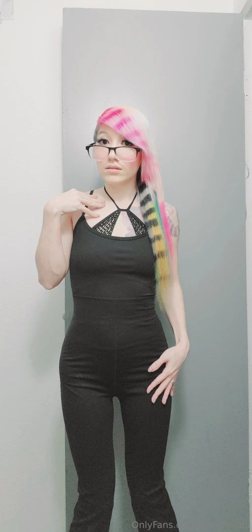 Bundle deal for sale in dms main uncensored page neon_bunni i m 