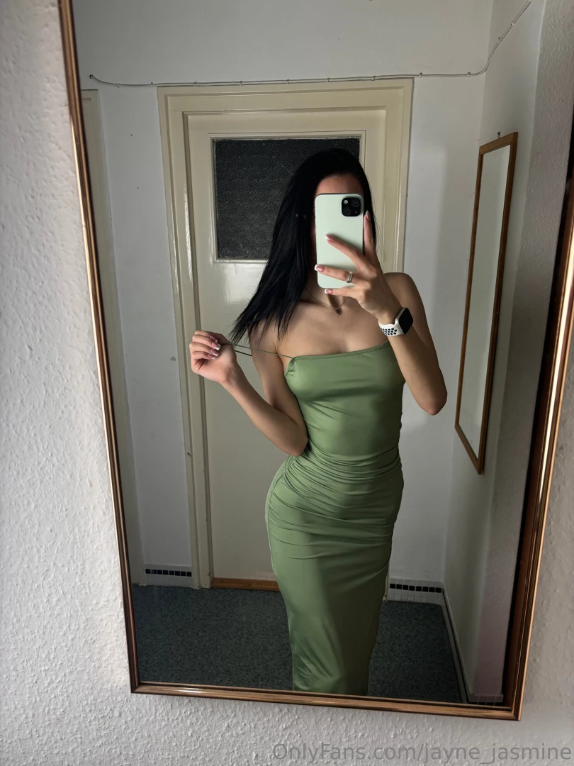 Love this dress hope someone will rip it off would you 