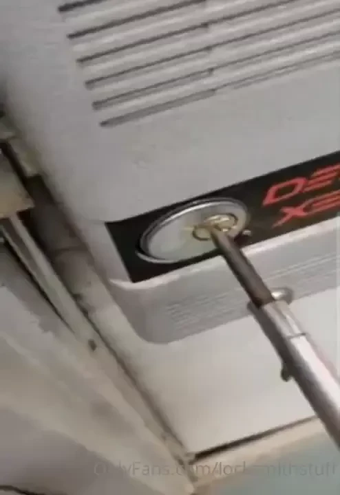 In the adult locksmith industry this is what we call pov fubar 