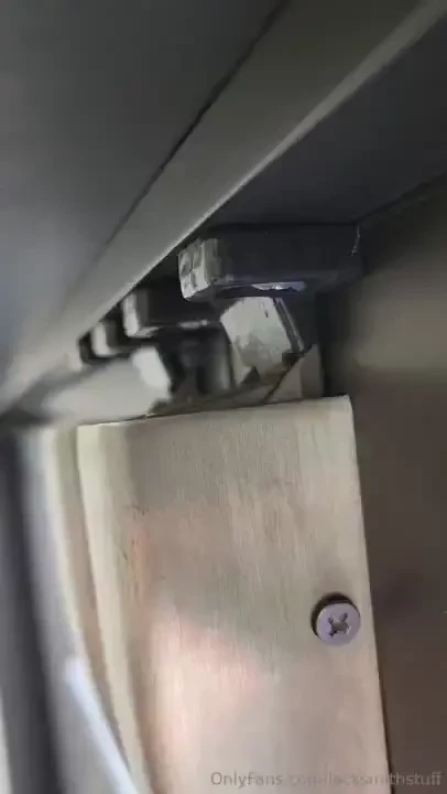 Top rod adjustment on svr of dorma exit device top latch was catching 