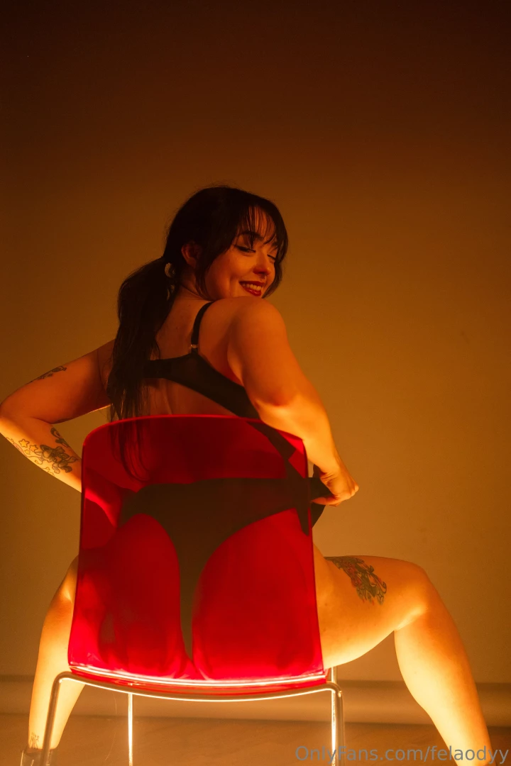 Did you enjoy these photos filmjpegs took of me should i do more part 1 